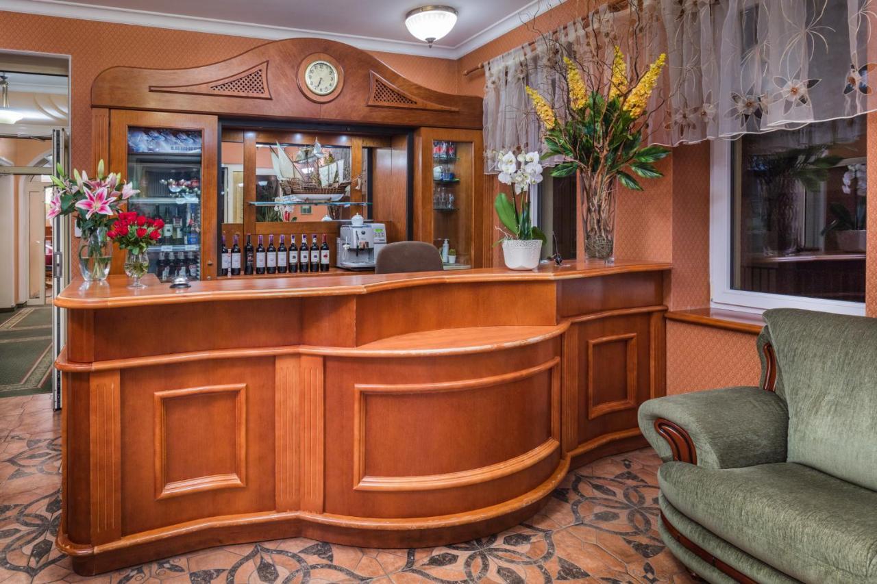 Hotel Polaris III Swinoujscie Bagian luar foto