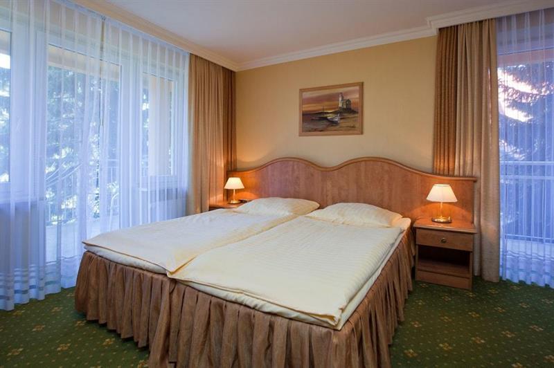 Hotel Polaris III Swinoujscie Bagian luar foto