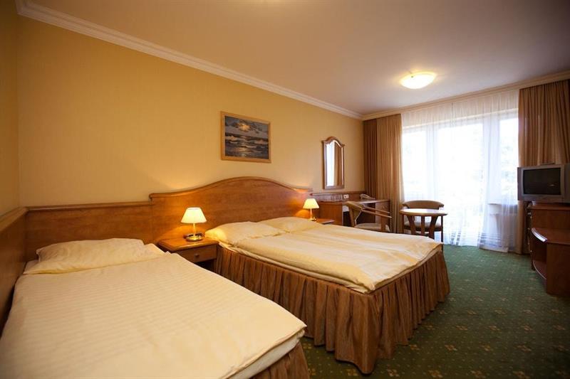 Hotel Polaris III Swinoujscie Bagian luar foto